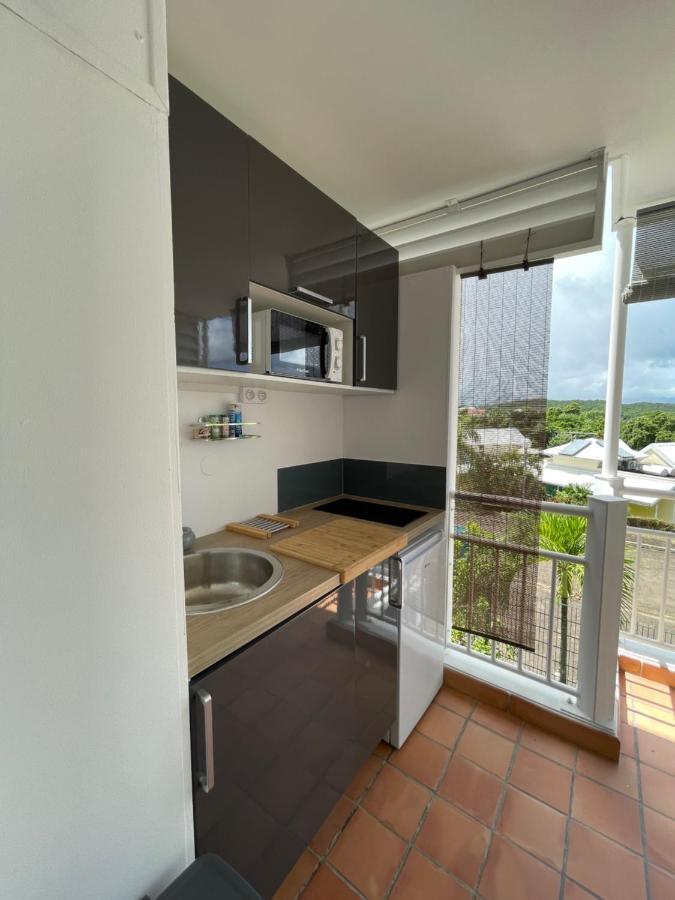 Appartement Vue Mer A 2 Minutes A Pied Des Plages Tartane Ла Трините Екстериор снимка